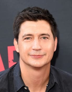 Ken Marino