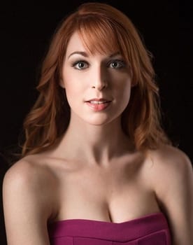 Lisa Foiles